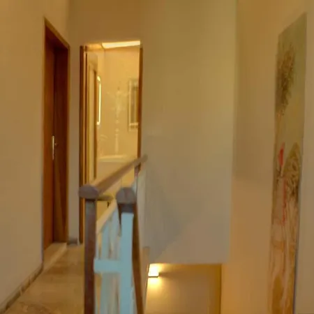 Casa Nella Corte Nel Centro Di Con Balcone Panoramico Wifi E Garage Auto Privato Lejlighed *
